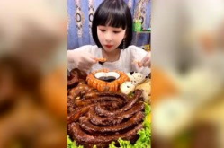娱乐吃瓜酱女孩名字,揭秘娱乐圈幕后故事